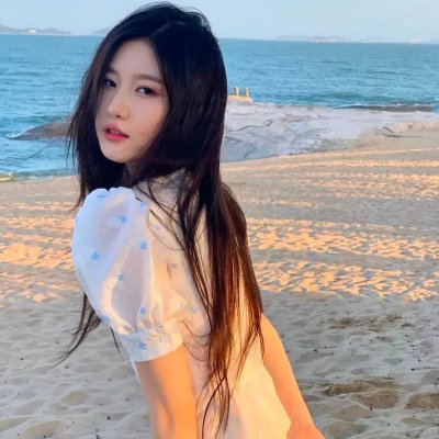 阳光灿烂的女人